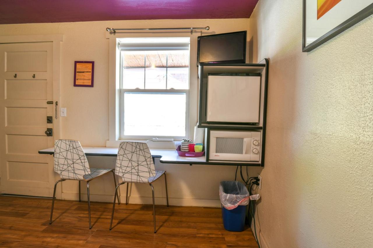 Lodge 5 - Downtown Location. Studio With Shared Hot Tub. Minutes To Arches N.P. Moab Exterior photo